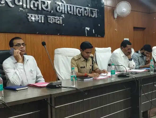 त्योहारों पर को लेकर जिला प्रशासन अलर्ट, 342 स्थलों पर दंडाधिकारी तैनात, 2 हजार लोग बाउंड डाउन,शांति बनाए रखने की अपील