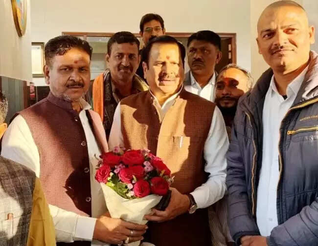 मोदी के नेतृत्व में सत्ता सिर्फ राष्ट्र की प्रगति का साधन ही नहीं बल्कि सेवा तीर्थ : डॉ. महेंद्र सिंह