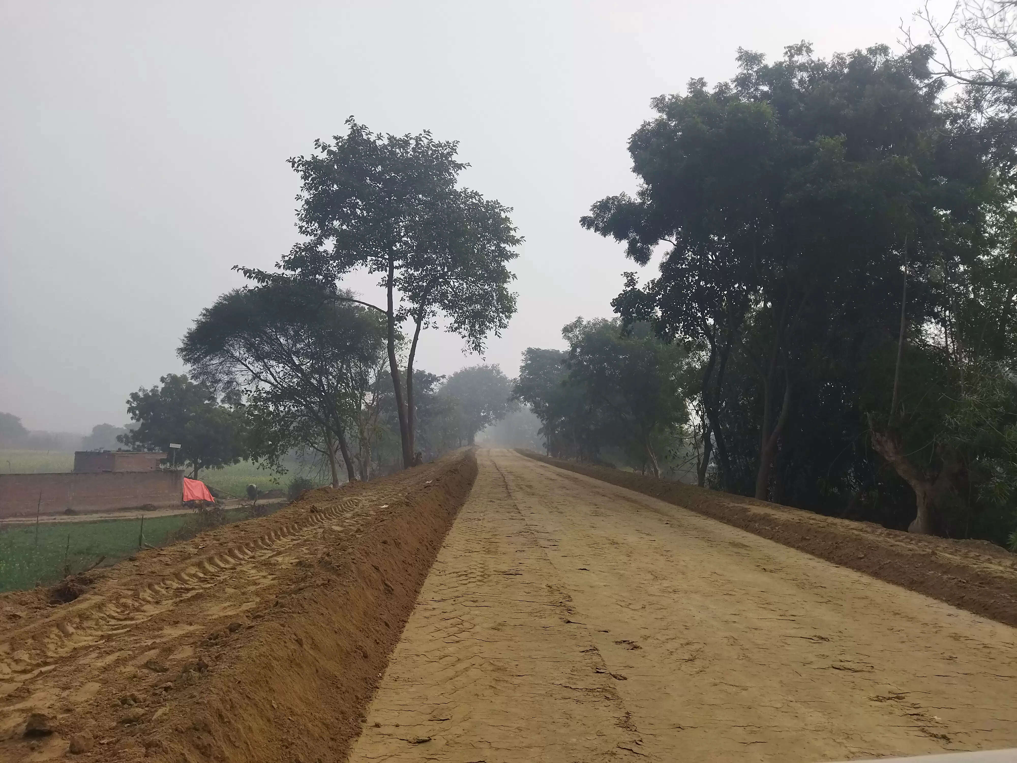 52 किलोमीटर लंबा बक्सर - कोइलवर तटबंध का निर्माण तेज