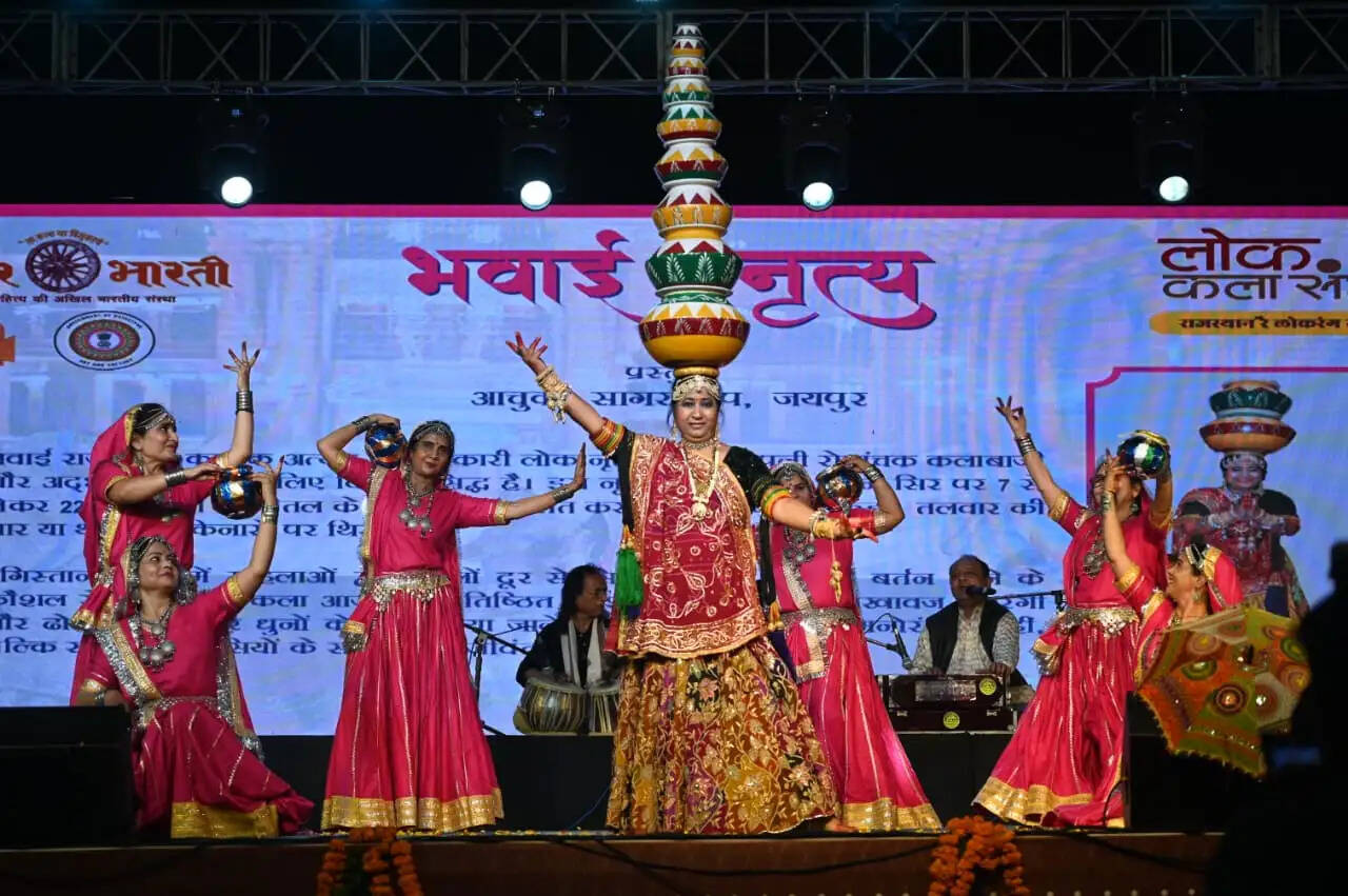 लोक संस्कृति को जीवंत रखने के लिए संभाग और जिला स्तर पर होंगे:उप-मुख्यमंत्री दीया कुमारी