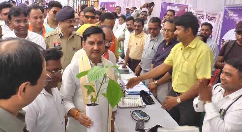 विकास की नई इबारत लिख रहा बिलासपुर, योजनाओं का लाभ अंतिम व्यक्ति तक पहुंचाना हमारी प्रतिबद्धता : केंद्रीय राज्य मंत्री तोखन साहू