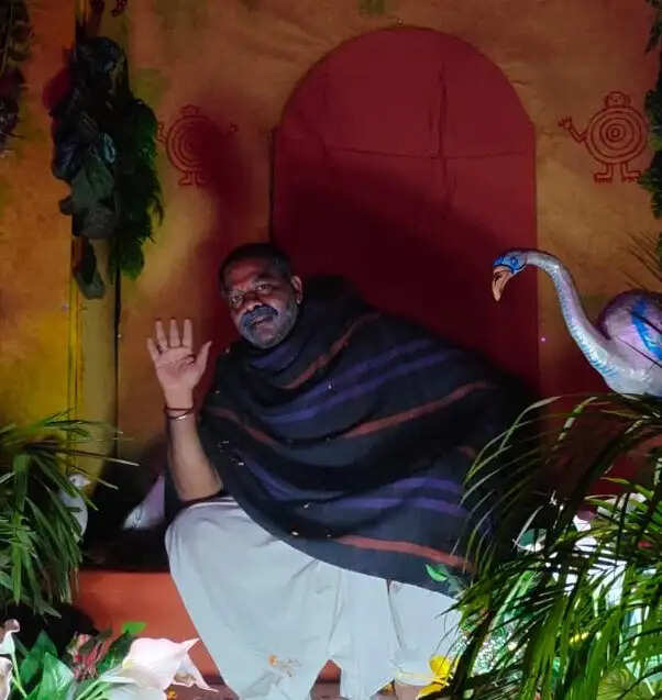 मनमोहक झांकियों संग निकली भगवान श्रीराम की राजगद्दी शोभायात्रा