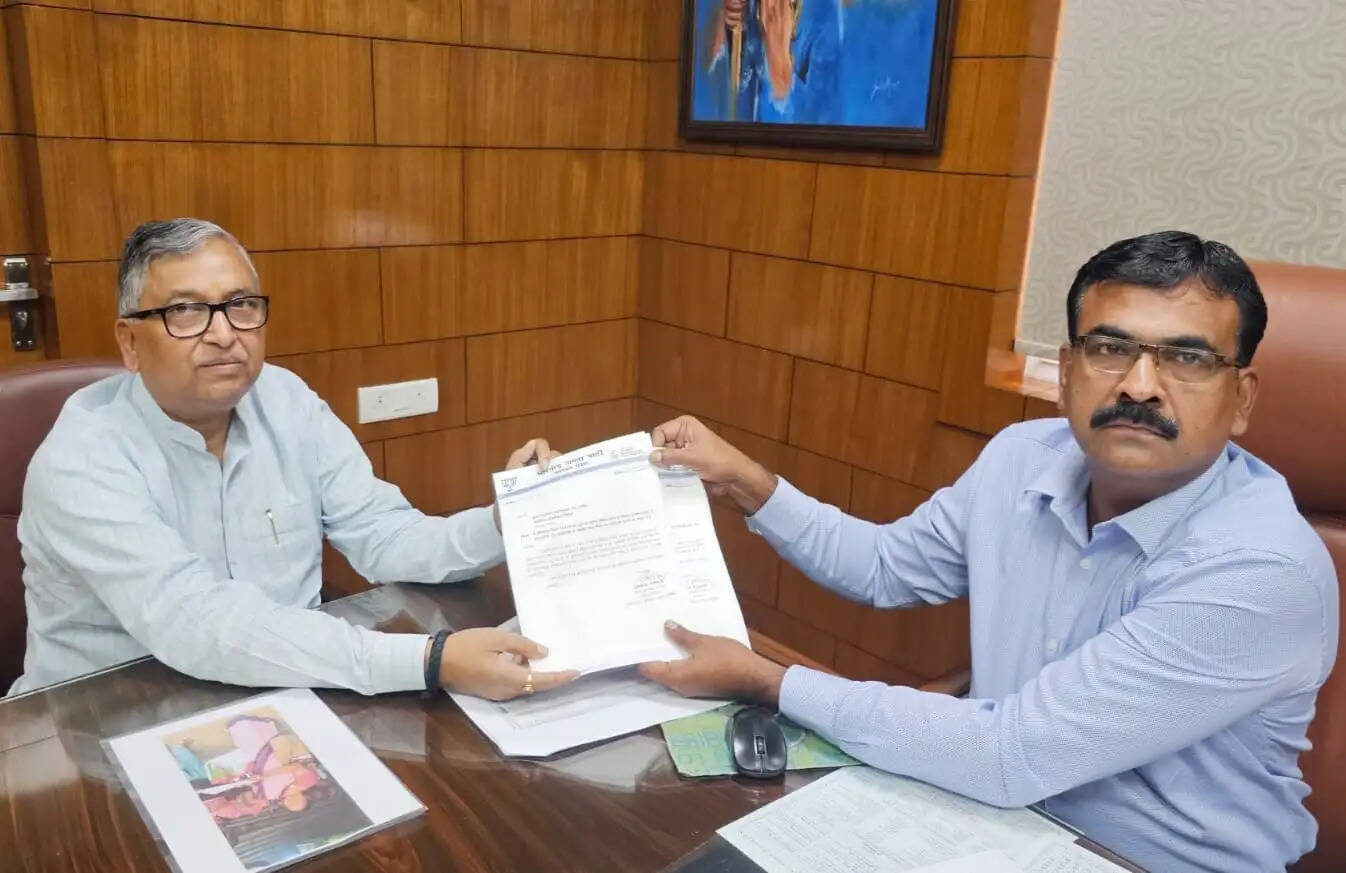 भाजपा ने एसआईआर में अनियमितता को लेकर मुख्य निर्वाचन अधिकारी से की जांच की मांग