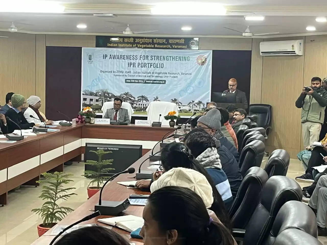 आईसीएआर-आईआईवीआर ने 24 प्रौद्योगिकियों में 47 लाइसेंस प्रदान किए, 80 लाख से अधिक राजस्व अर्जित