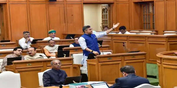 सीएजी रिपोर्ट ने वर्षों की जल प्रबंधन एवं यमुना सफाई की विफलताओं को किया उजागर : प्रवेश साहिब सिंह