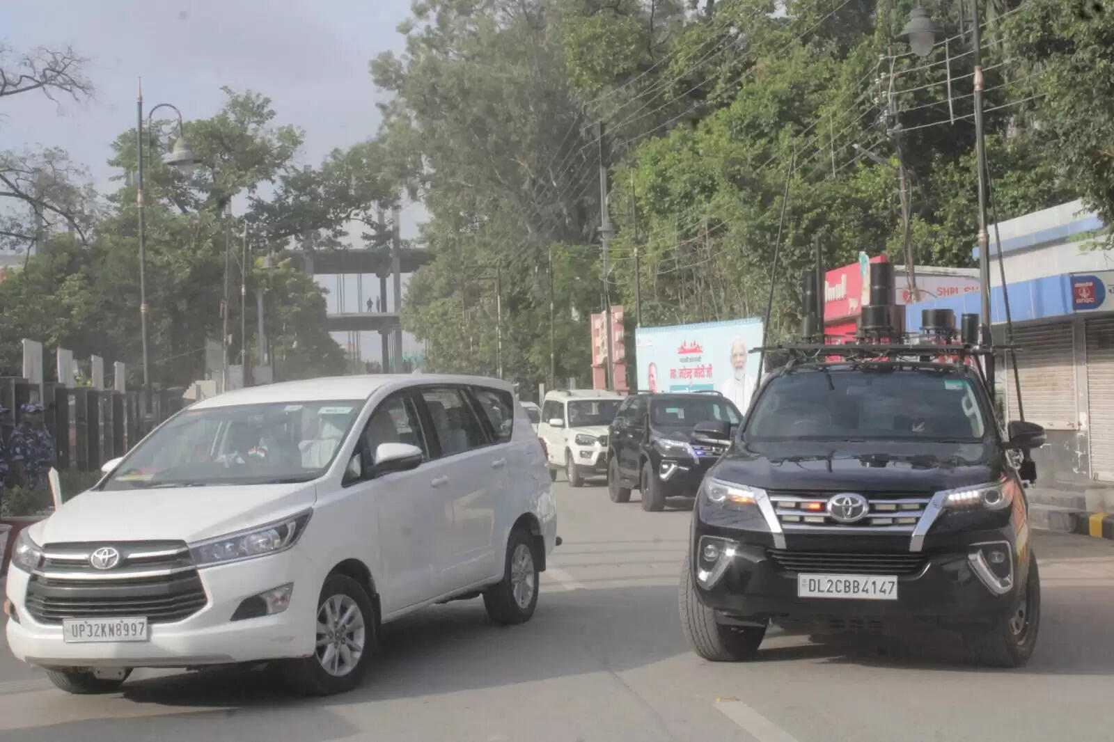 वाराणसी में प्रधानमंत्री मोदी की अभेद सुरक्षा व्यवस्था, डमी कार के साथ ग्रैंड फ्लीट रिहर्सल