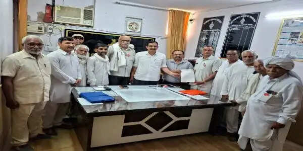 हिसार : बारिश व ओलावृष्टि से बर्बाद हुई फसलों का बीमा व मुआवजा तुरंत दिया जाए