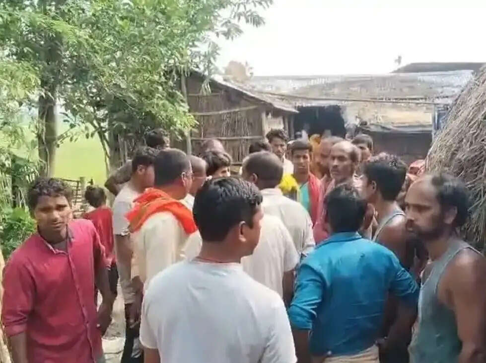 युवक की संदिग्ध मौत से मचा बवाल, परिजनों ने लगाया हत्या का आरोप