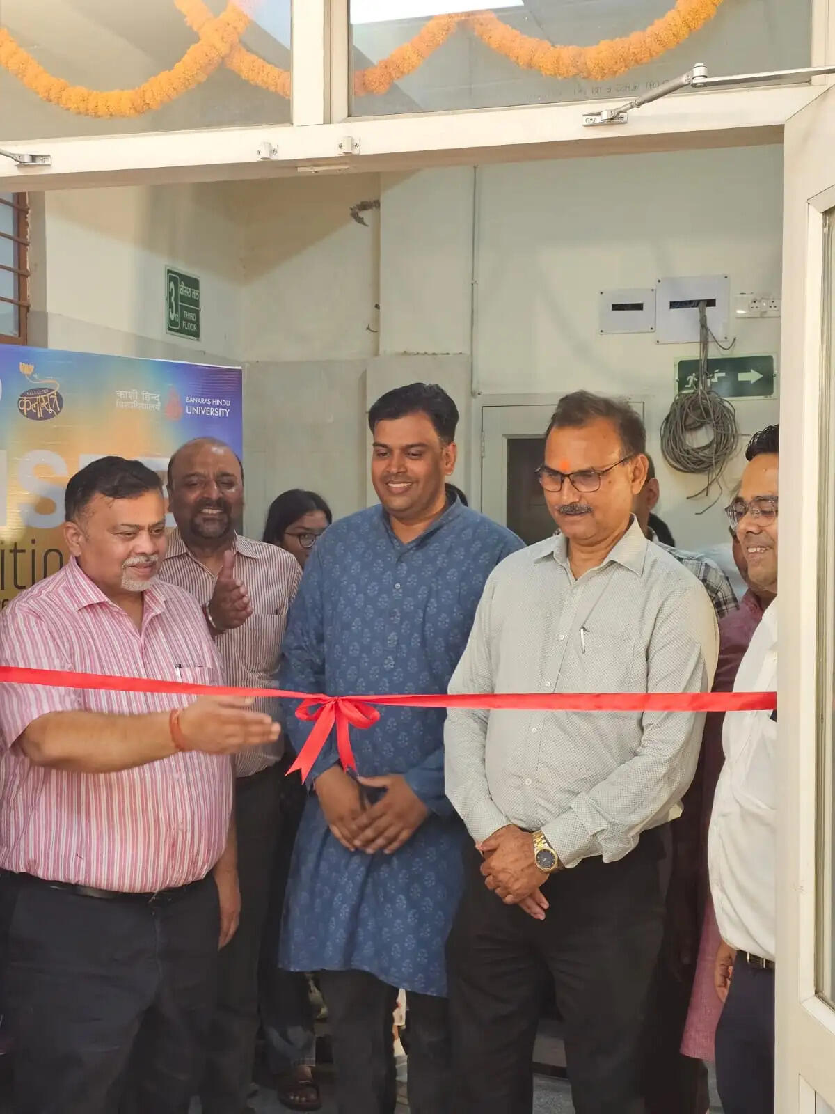 काशी हिन्दू विश्वविद्यालय में “अन-सीन एग्ज़िबिशन 2026” की शुरूआत,72 विद्यार्थियों की कलाकृतियां