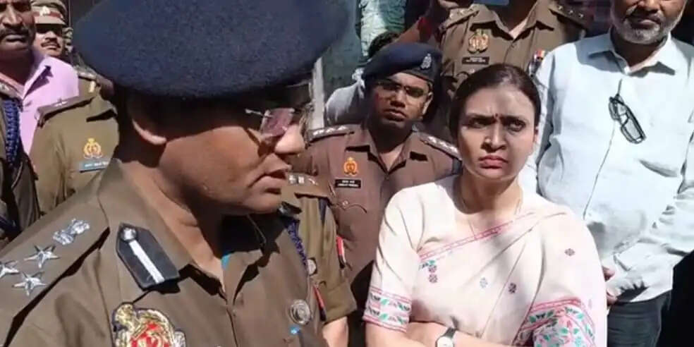 जल्द होगा दंपत्ति हत्याकांड का खुलासा : डीआईजी