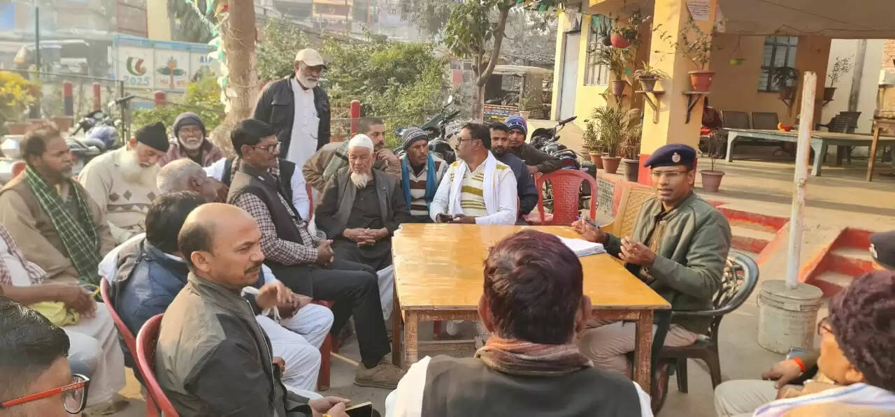 काली पूजा एवं सरस्वती पूजा काे लेकर हुई शांति समिति की बैठक