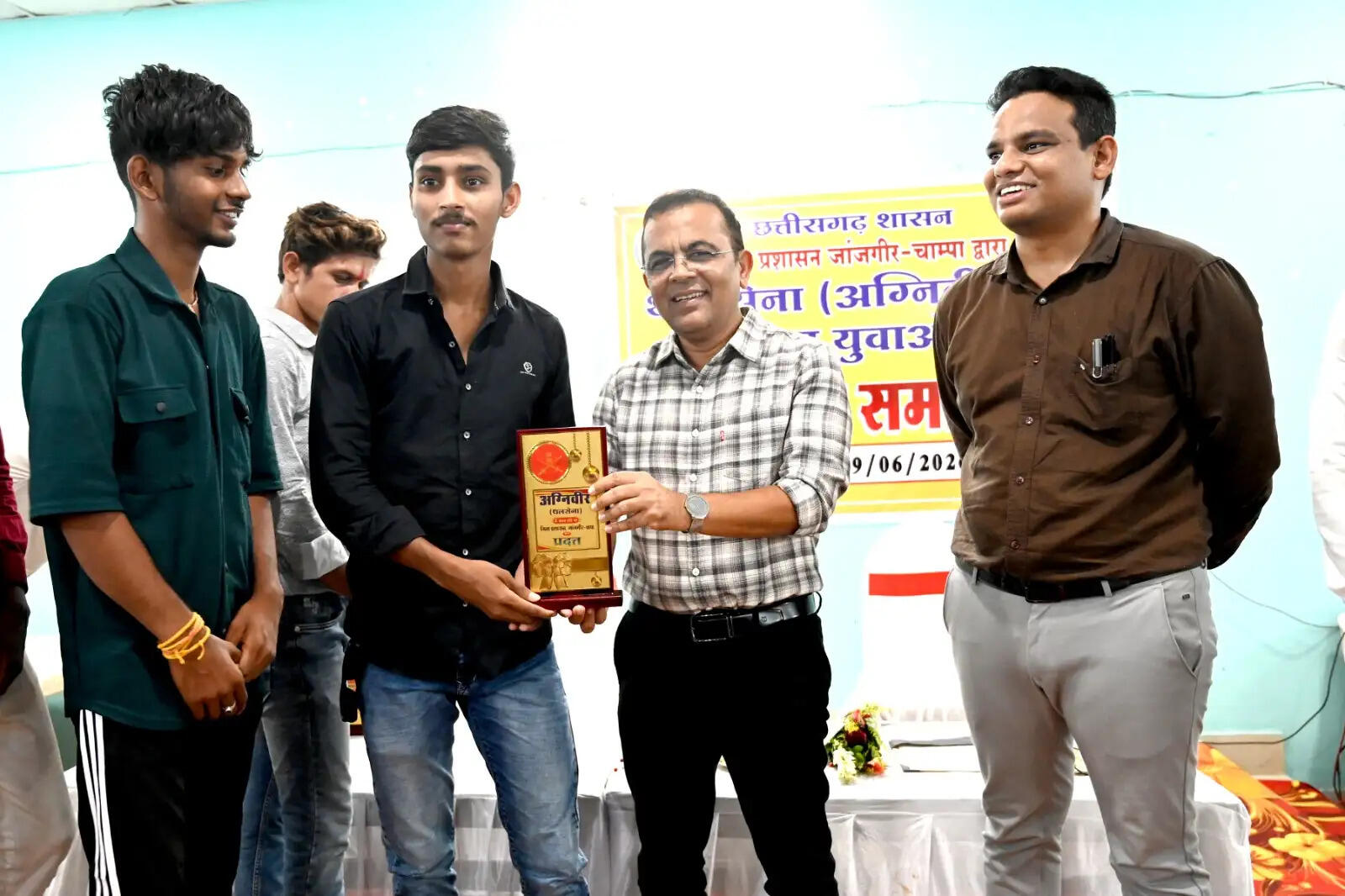 अग्निवीर भर्ती में जांजगीर-चांपा के 175 युवाओं ने लहराया परचम, कलेक्टर ने सम्मानित कर बढ़ाया हौसला