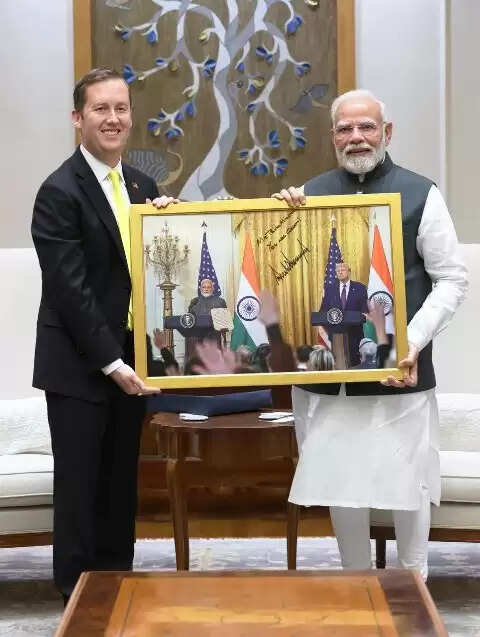 प्रधानमंत्री से मिले अमेरिका के राजदूत सर्जियो गोर, द्विपक्षीय संबंधों को और मजबूत करने पर चर्चा