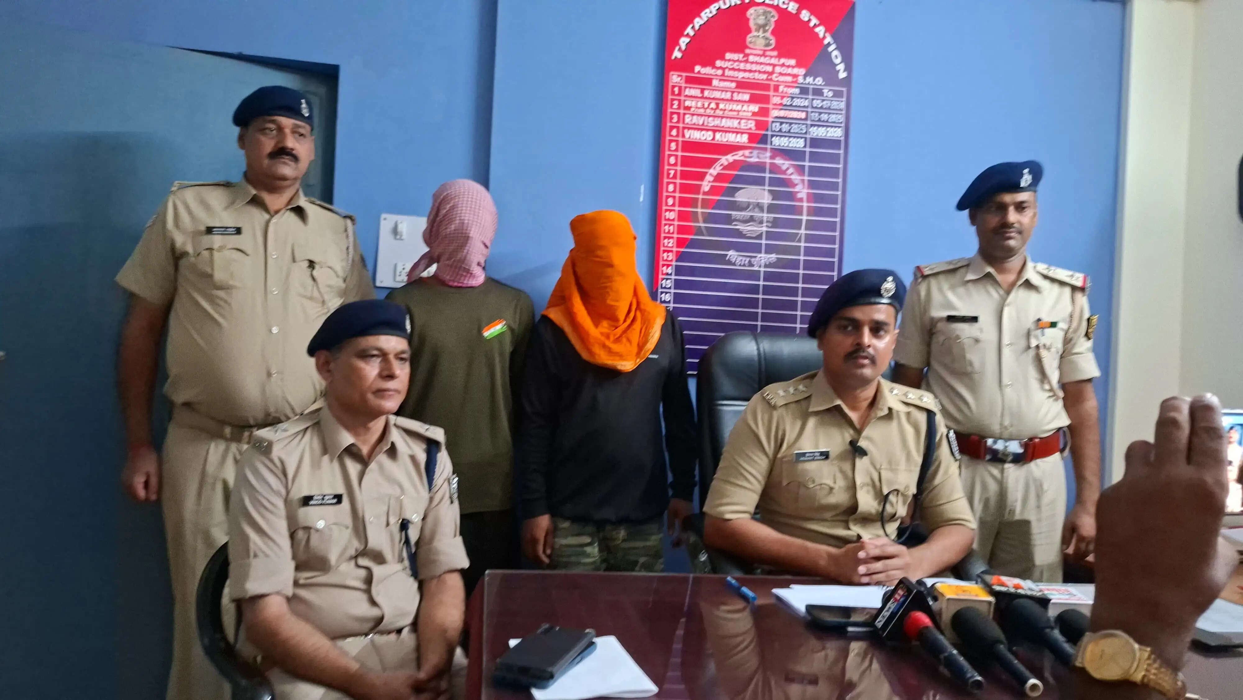 अपराध की योजना बनाते दो बदमाश हथियार और कारतूस के साथ गिरफ्तार