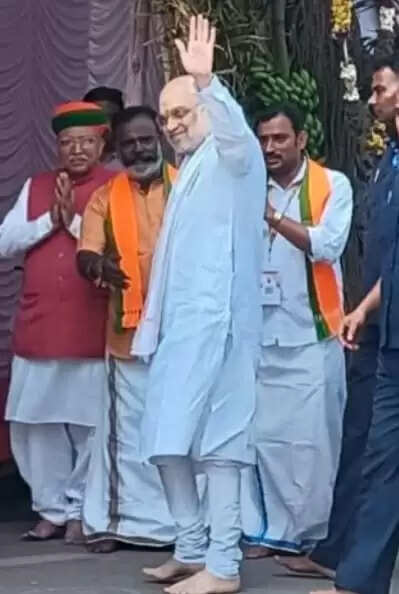 तमिलनाडु के त्रिची में अमित शाह, सीट बंटवारे काे लेकर राजनीतिक गतिविधियां तेज