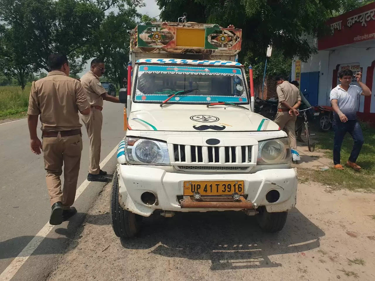 पिकप वाहन की टक्कर से माेटर साइकिल सवार युवक की माैत