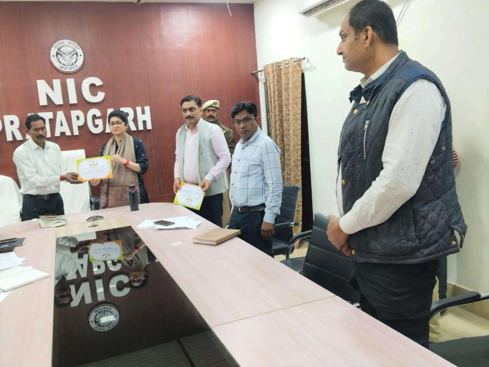 प्रतापगढ़ के 7562 किसानों को मिले 1 करोड़ 17 लाख 84 हजार रुपए