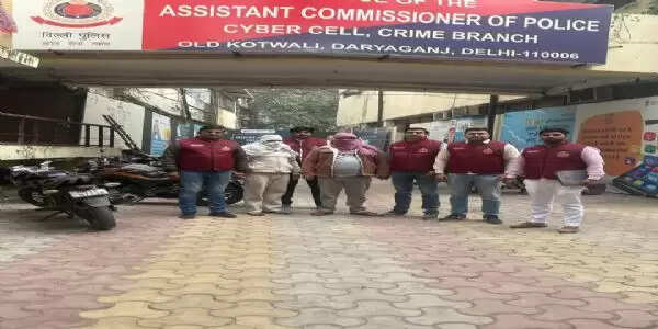 क्राइम ब्रांच की बड़ी कार्रवाई, नकली दवाओं का संगठित रैकेट पकड़ा