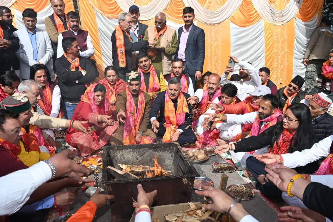 शिमला में धूमधाम से मनाई गई हनुमान जयंती, जाखू और संकटमोचन मंदिर में उमड़े श्रद्धालु