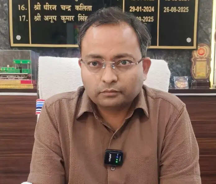 जानकी एक्सप्रेस में जुड़ा अतिरिक्त 3एसी कोच, कटिहार से शुरू हुईं दो पूजा स्पेशल ट्रेनें