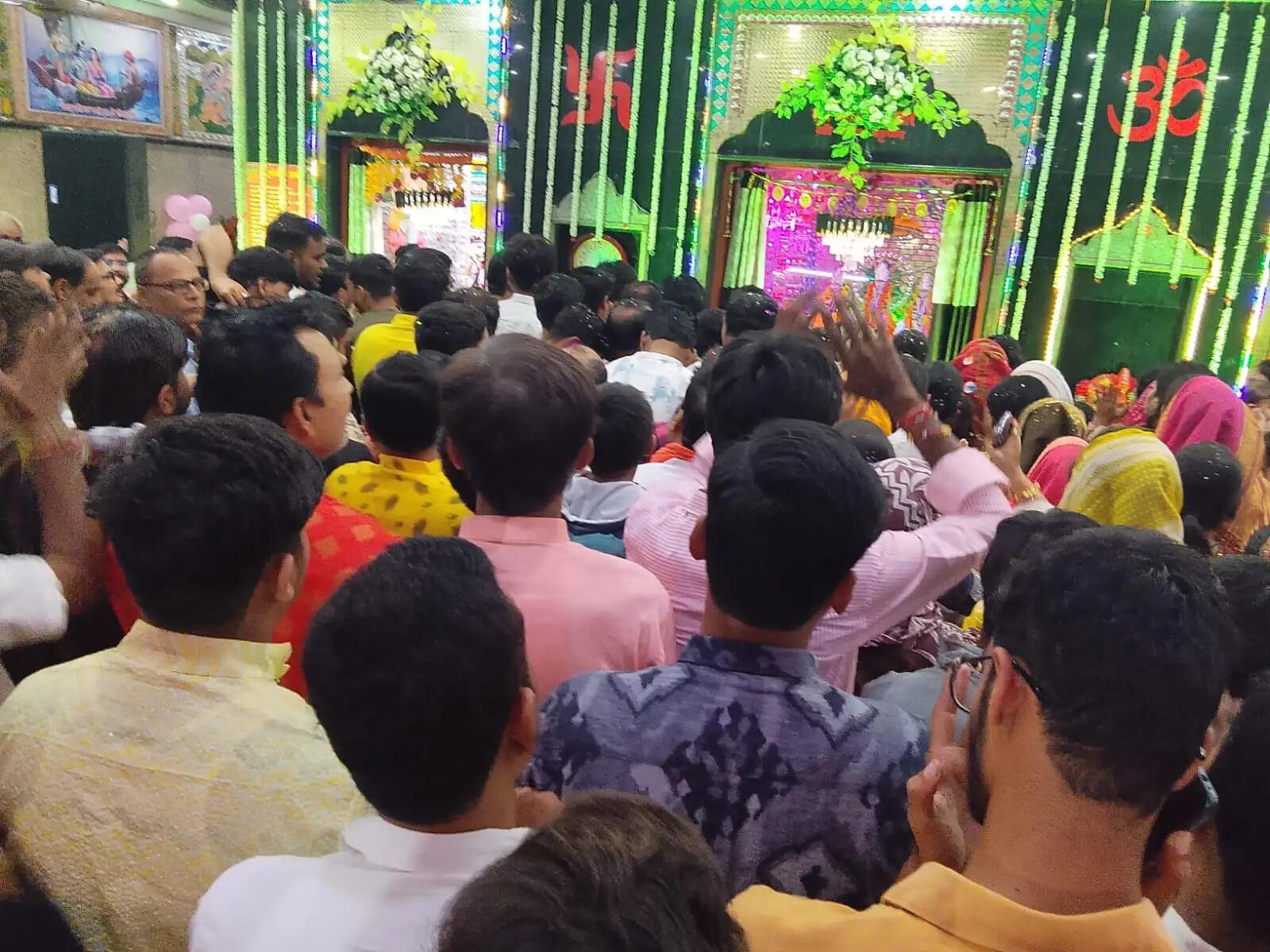 अनूपपुर: बरह बजते ही गूंजा नंद की आनंद भयो जय कन्हैया लाल की