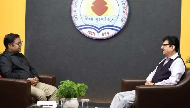 हिंदी सप्ताह के समापन पर&nbsp; आरटीआई की आवश्यकता पर दिया जोर