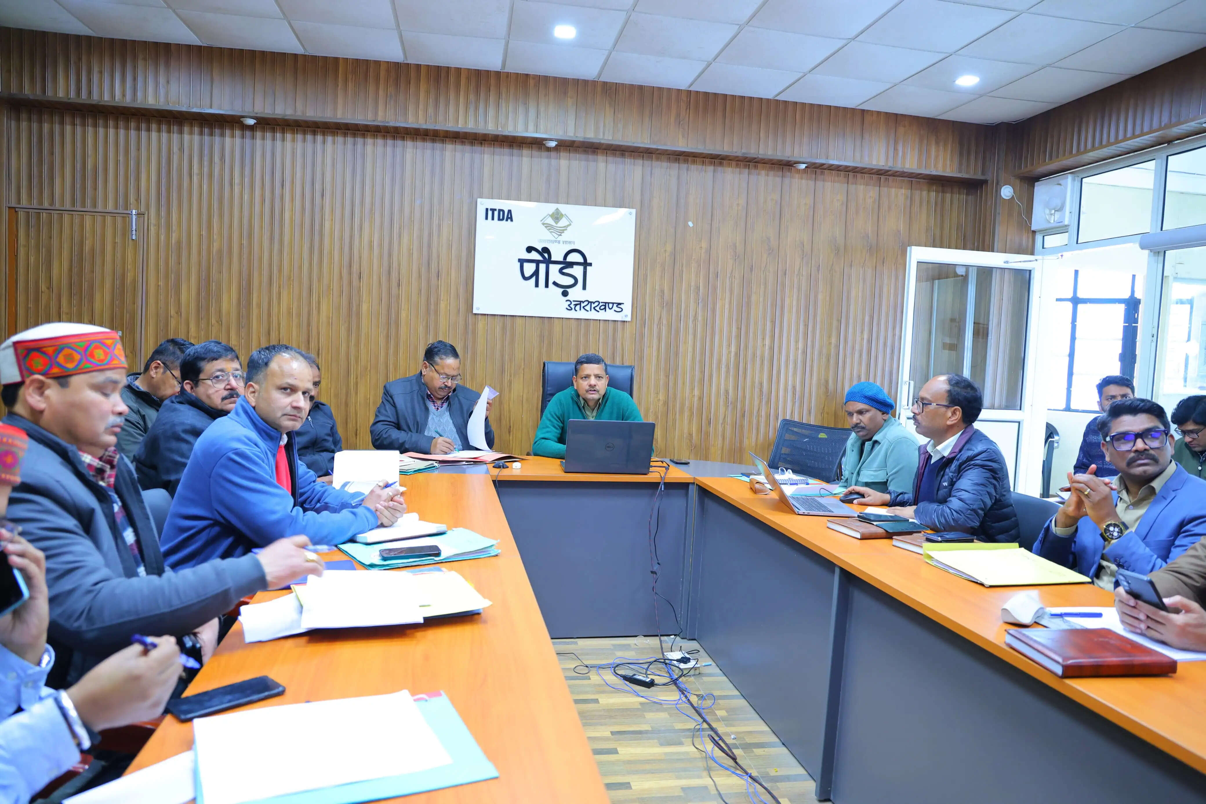 10 मार्च तक शत-प्रतिशत व्यय सुनिश्चित करें: सीडीओ