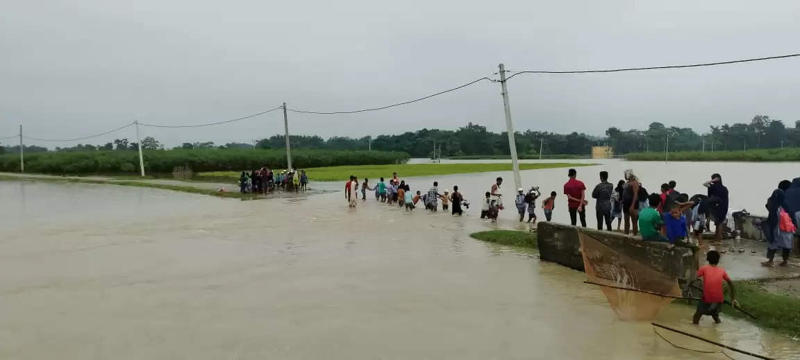 दिखने लगा भीम नगर बराज पानी का असर