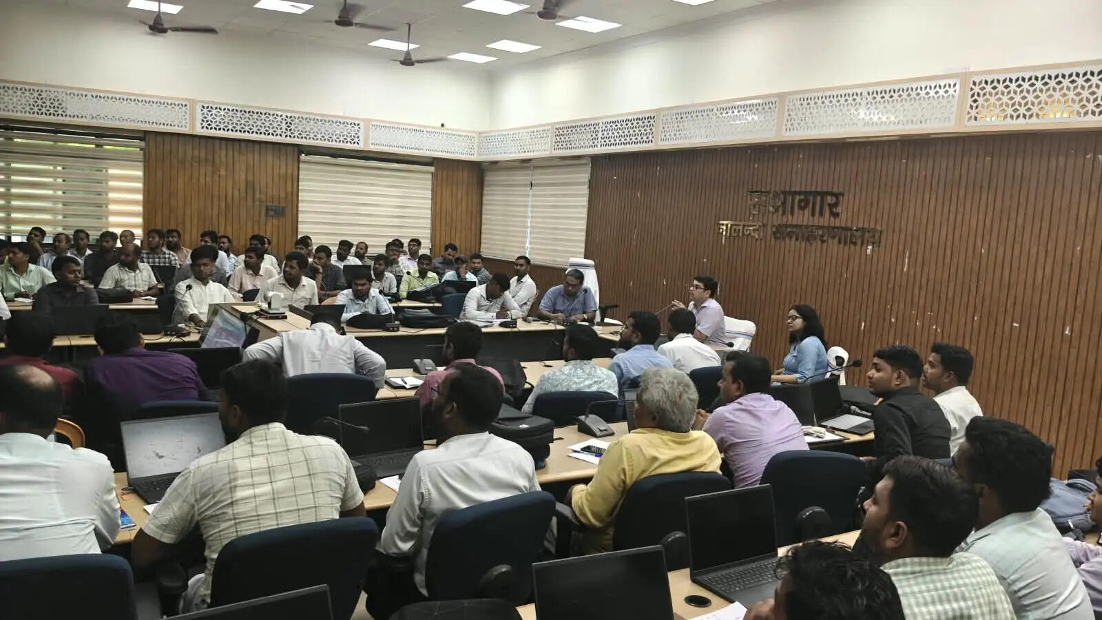 नालंदा जिले में पोस्ट मैट्रिक छात्रवृत्ति योजना के लिए 583 छात्र-छात्राओं के आवेदनों को राज्य स्तर पर भेजने की मिलीं स्वीकृति