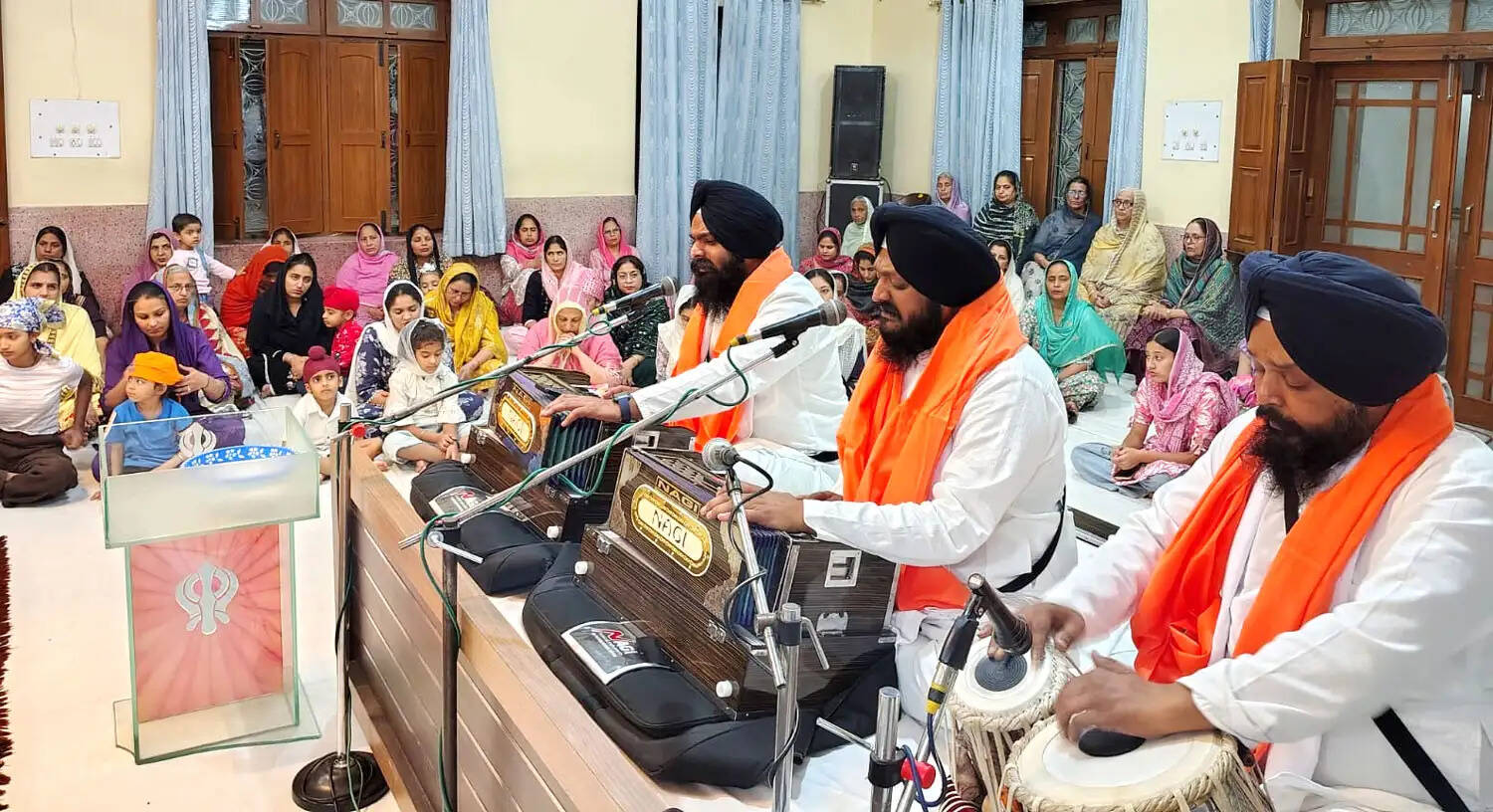 नानकशाही नव वर्ष का किया स्वागत