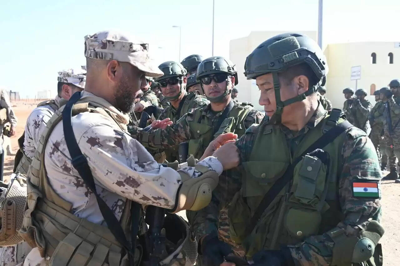 यूएई के अल-हमरा में ‘डेजर्ट साइक्लोन–II’ अभ्यास का सफल समापन