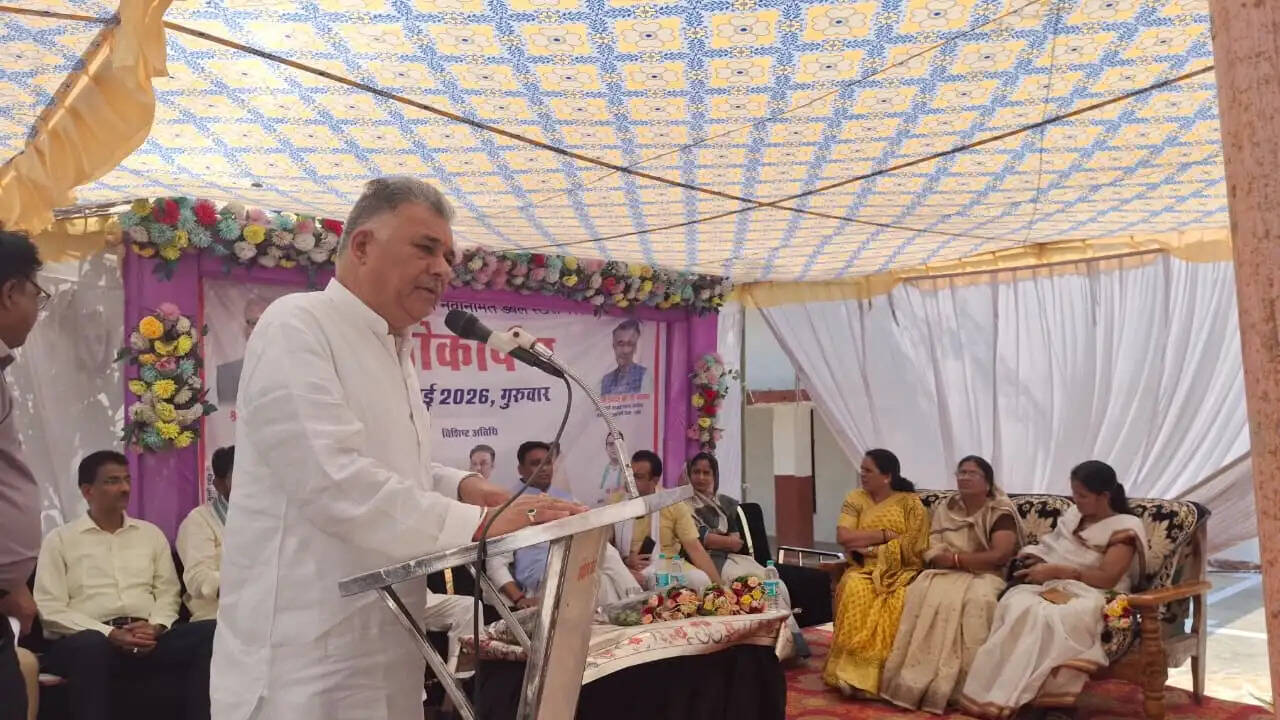 दमोह जिला जेल में नई बैरक का लोकार्पण, मंत्री परमार ने बंदियों को दिया सकारात्मक जीवन का संदेश