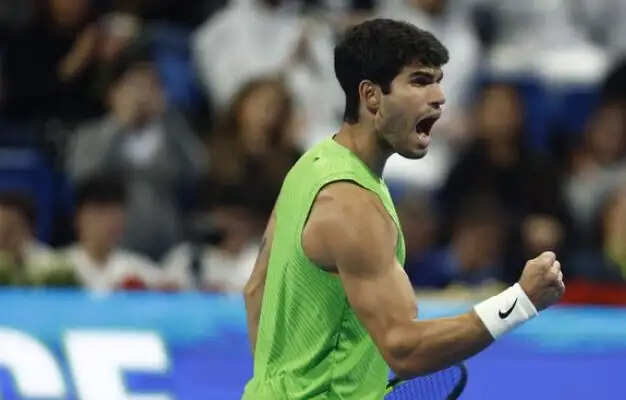 कार्लोस अल्कराज ने कतर ओपन के सेमीफाइनल में बनाई जगह, जैनिक सिनर बाहर