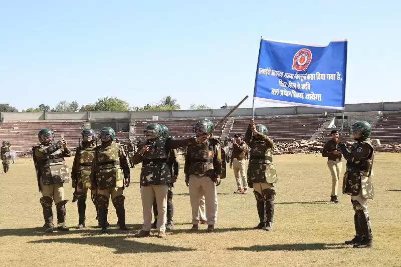 मप्रः कानून-व्यवस्था सुदृढ़ीकरण के लिए 7वीं वाहिनी विसबल, भोपाल में बलवा ड्रिल आयोजित