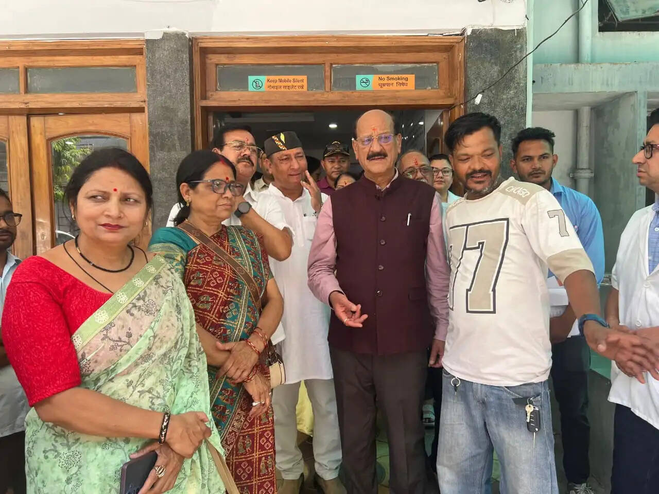 बुक्सा जनजाति की महिलाओं को आत्मनिर्भर बनाने में अहम भूमिका निभाएगा प्रशिक्षण एवं उत्पादन केंद्र: सुबोध