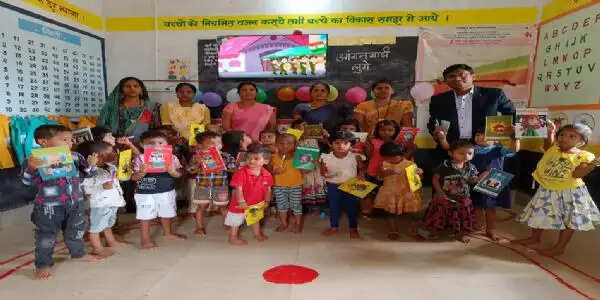 रंजीता की मुहिम ने बदली पढ़ाई की तस्वीर, 167 स्कूलों में बांटे स्मार्ट टीवी