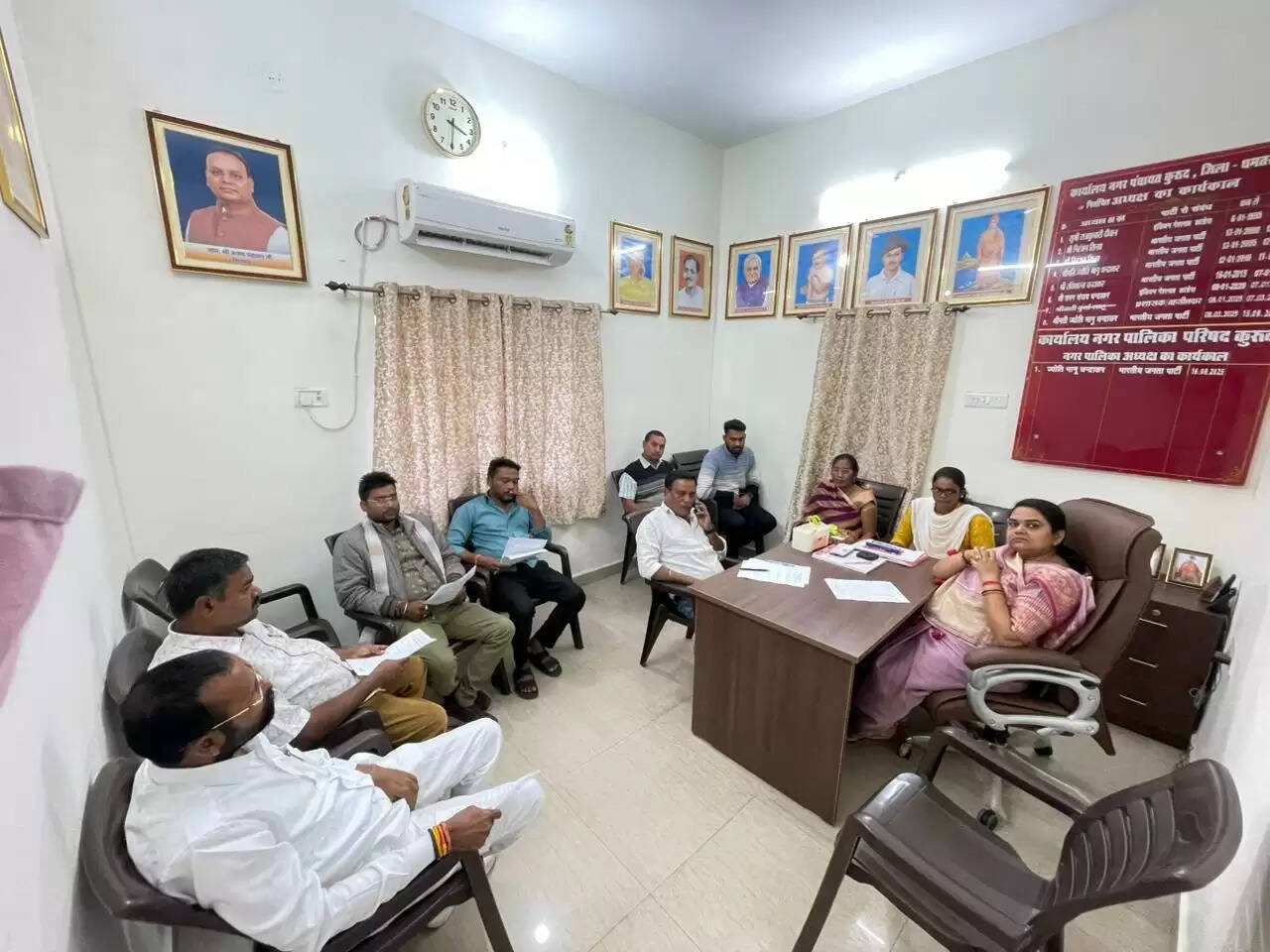 पीआईसी बैठक में विकास की बड़ी रूपरेखा तय, कुरुद में होंगे विकास कार्य