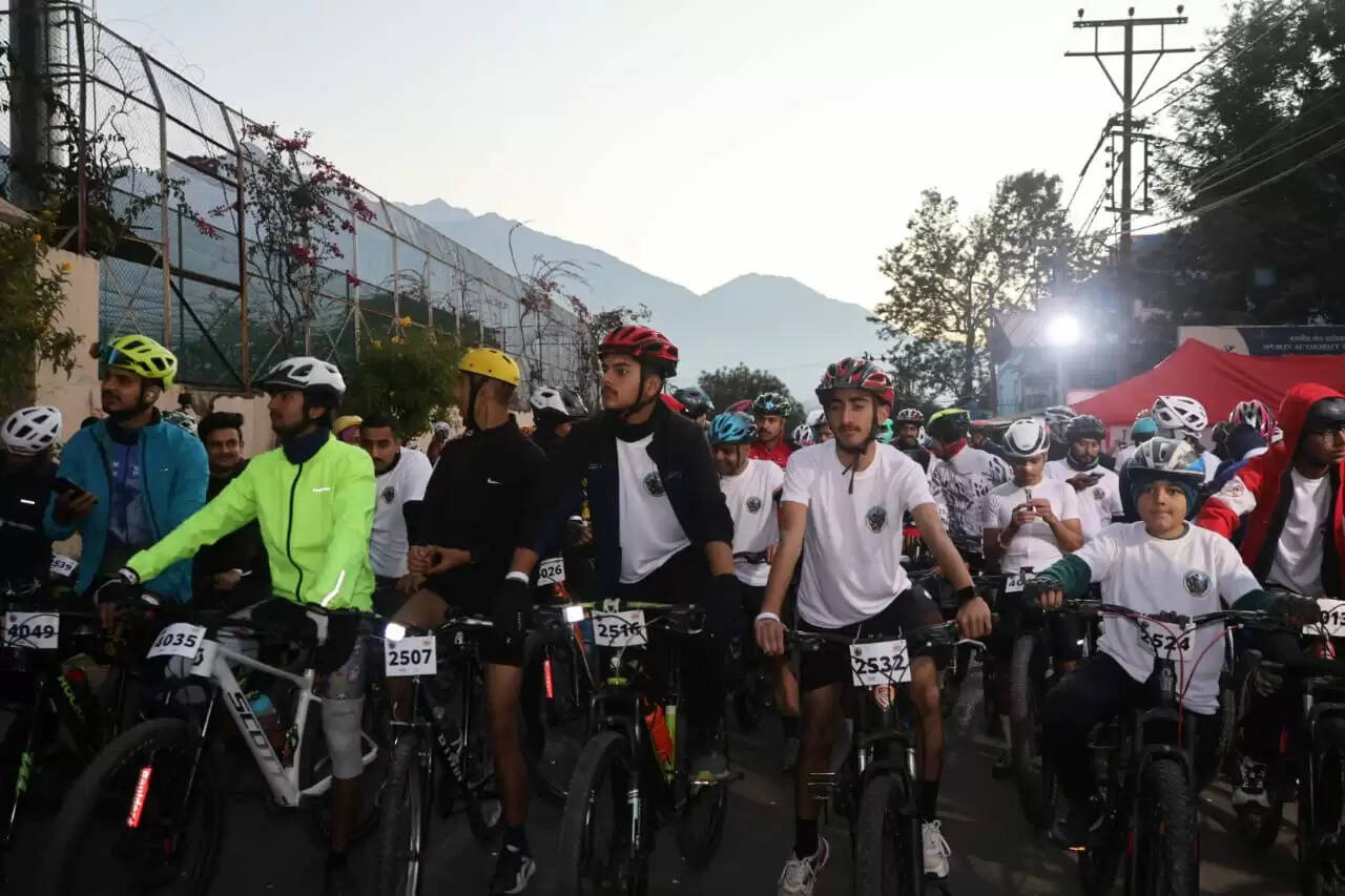 कांगड़ा कार्निवाल : साइकिल राइड को किया गया रवाना