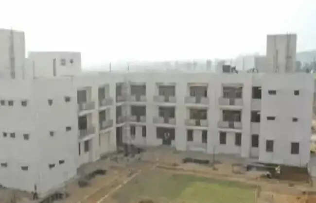 रेवाड़ी एम्स में इसी सत्र से शुरू होगी एमबीबीएस पढ़ाई, 50 सीटों को मिली मंजूरी