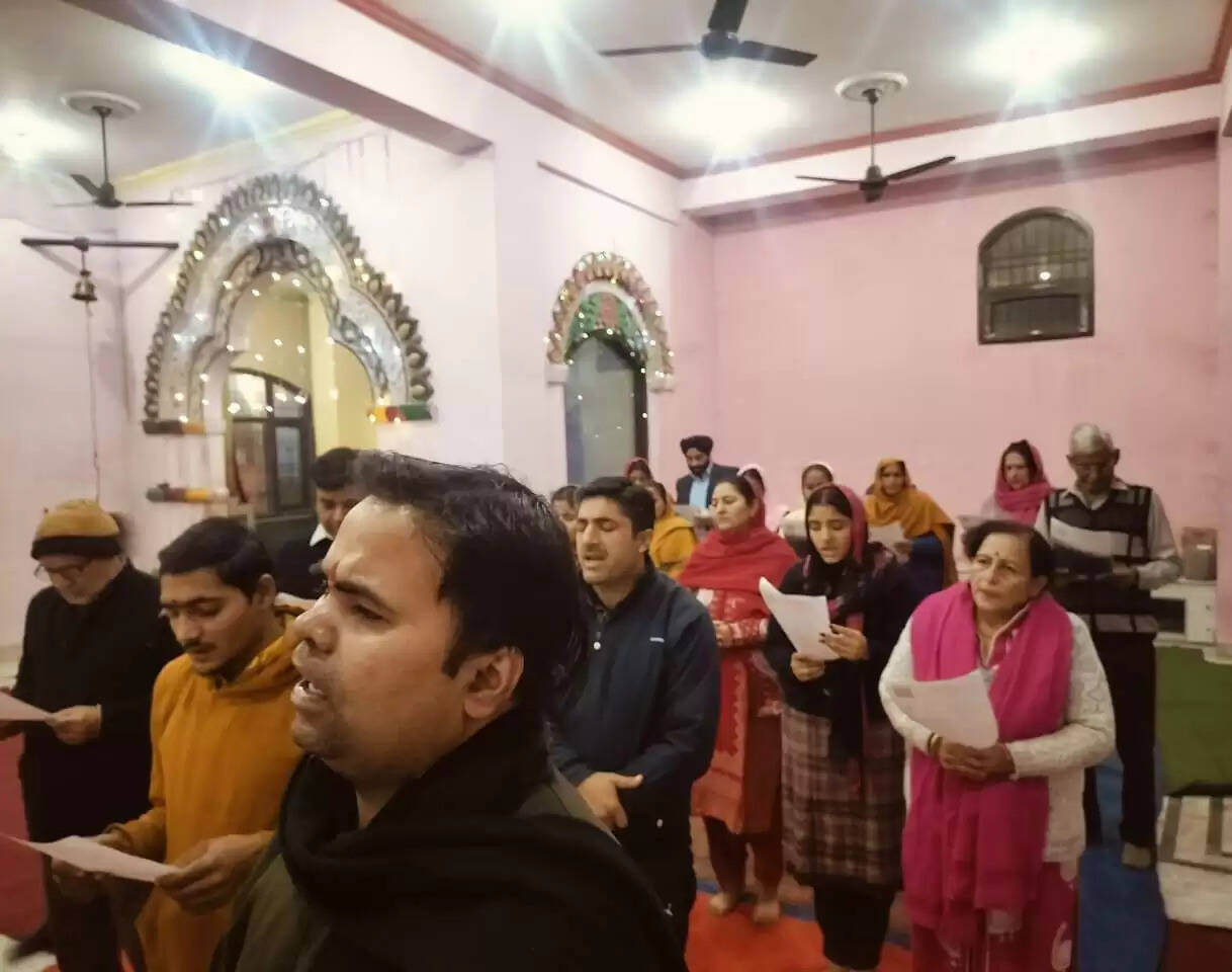 छन्नी हिम्मत के गौरीशंकर मंदिर में सामूहिक श्रीराम स्तुति व हनुमान चालीसा पाठ का आयोजन