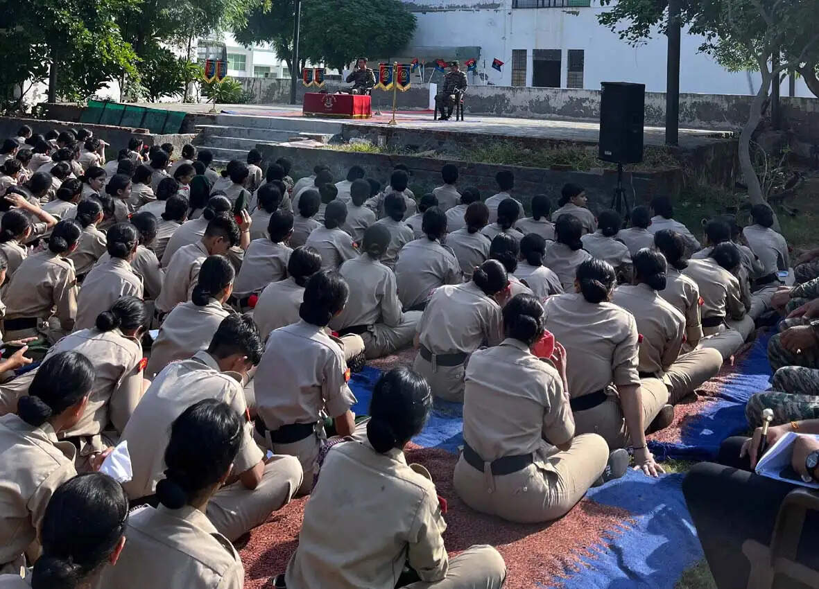 हिसार : अनुशासन, मेहनत और धैर्य ही सफलता की कुंजी: सतीश कुमार मिश्रा