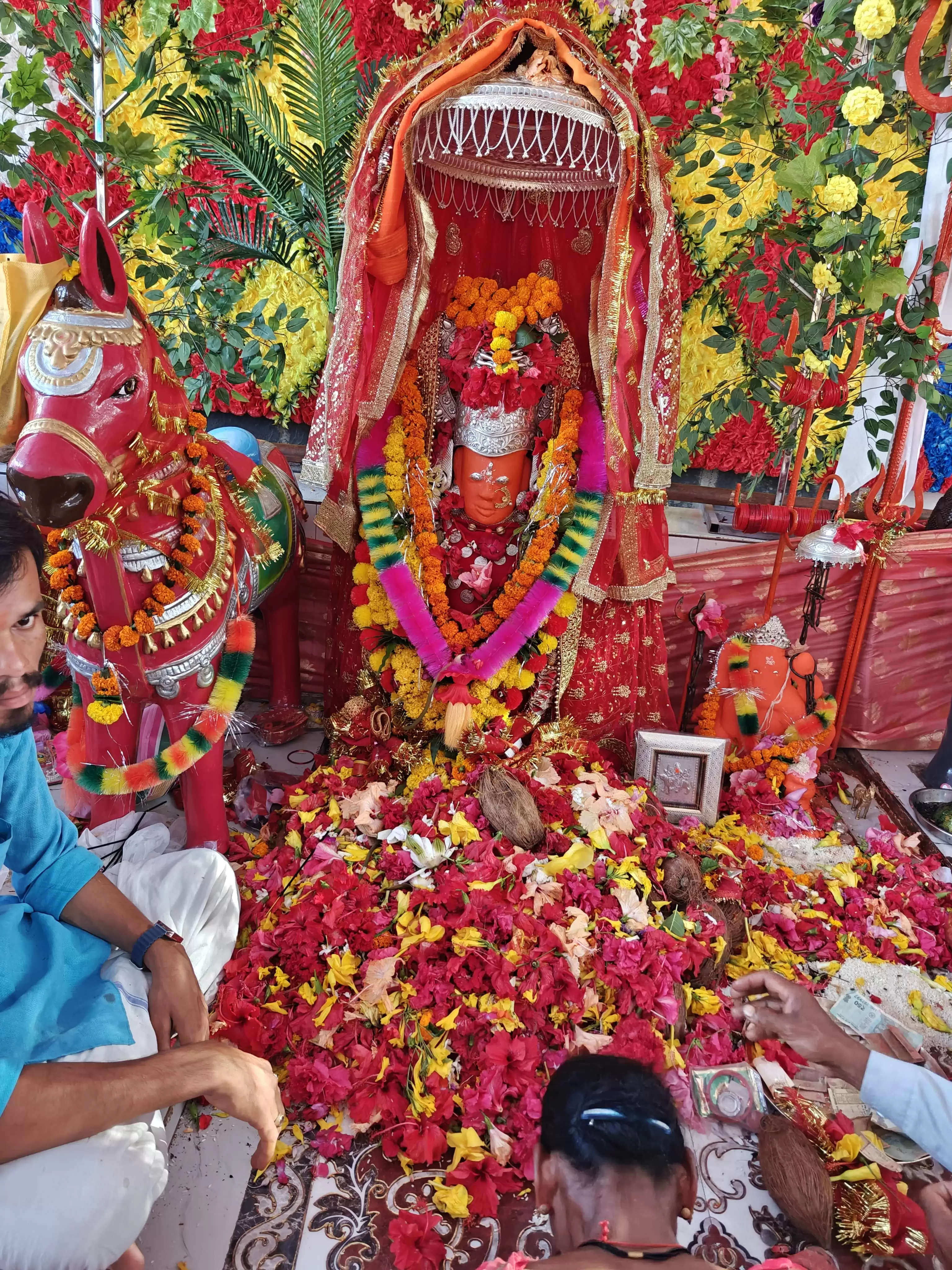 52 गांवों की अधिष्ठात्री देवी हैं मां अंगारमोती