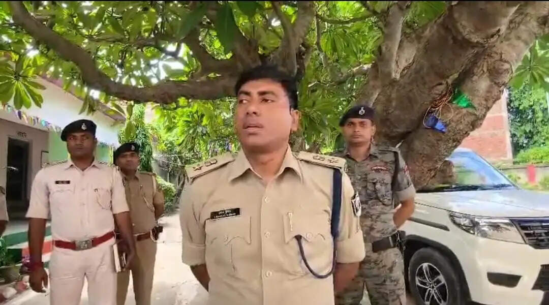 एसएसपी ने किया पीरपैंती थाना और एसडीपीओ कार्यालय का निरीक्षण, लंबित कांडों के जल्द निपटारे और गश्त बढ़ाने के निर्देश