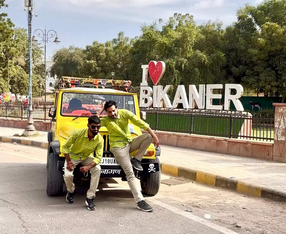राजस्थानी मूवी मौखाण वाहिनी-2 की थीम गाड़ी&nbsp;ने किया बीकानेर भ्रमण