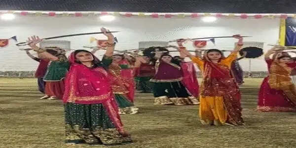 गुजरात के राजकोट रणजीत विलास पैलेस में क्षत्रिय महिलाओं का शौर्य रास, दिखी सांस्कृतिक विरासत