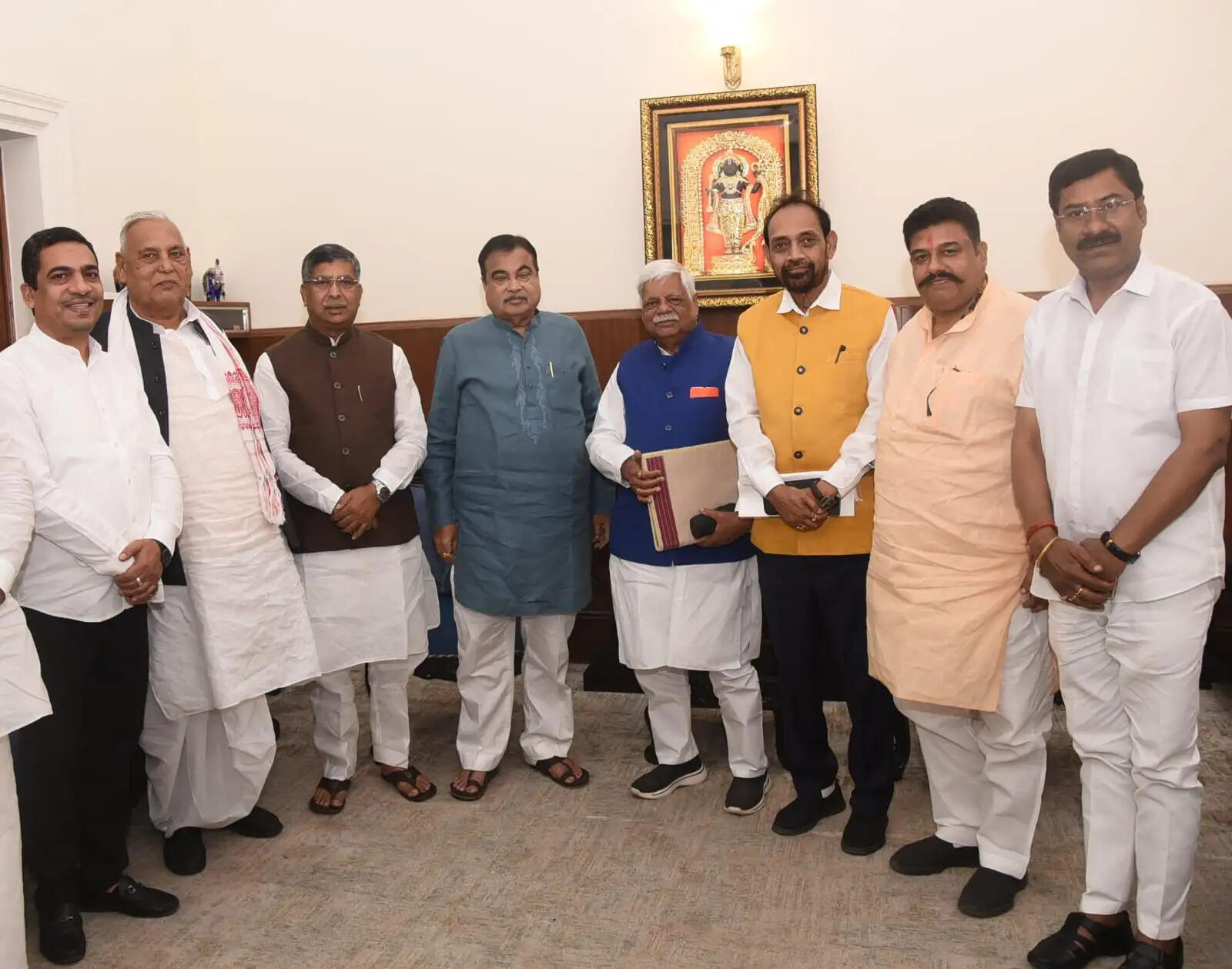 झारखंड भाजपा के प्रतिनिधिमंडल ने केंद्रीय मंत्री गडकरी से की मुलाकात, 15 सड़क परियोजनाओं को मिली मंजूरी