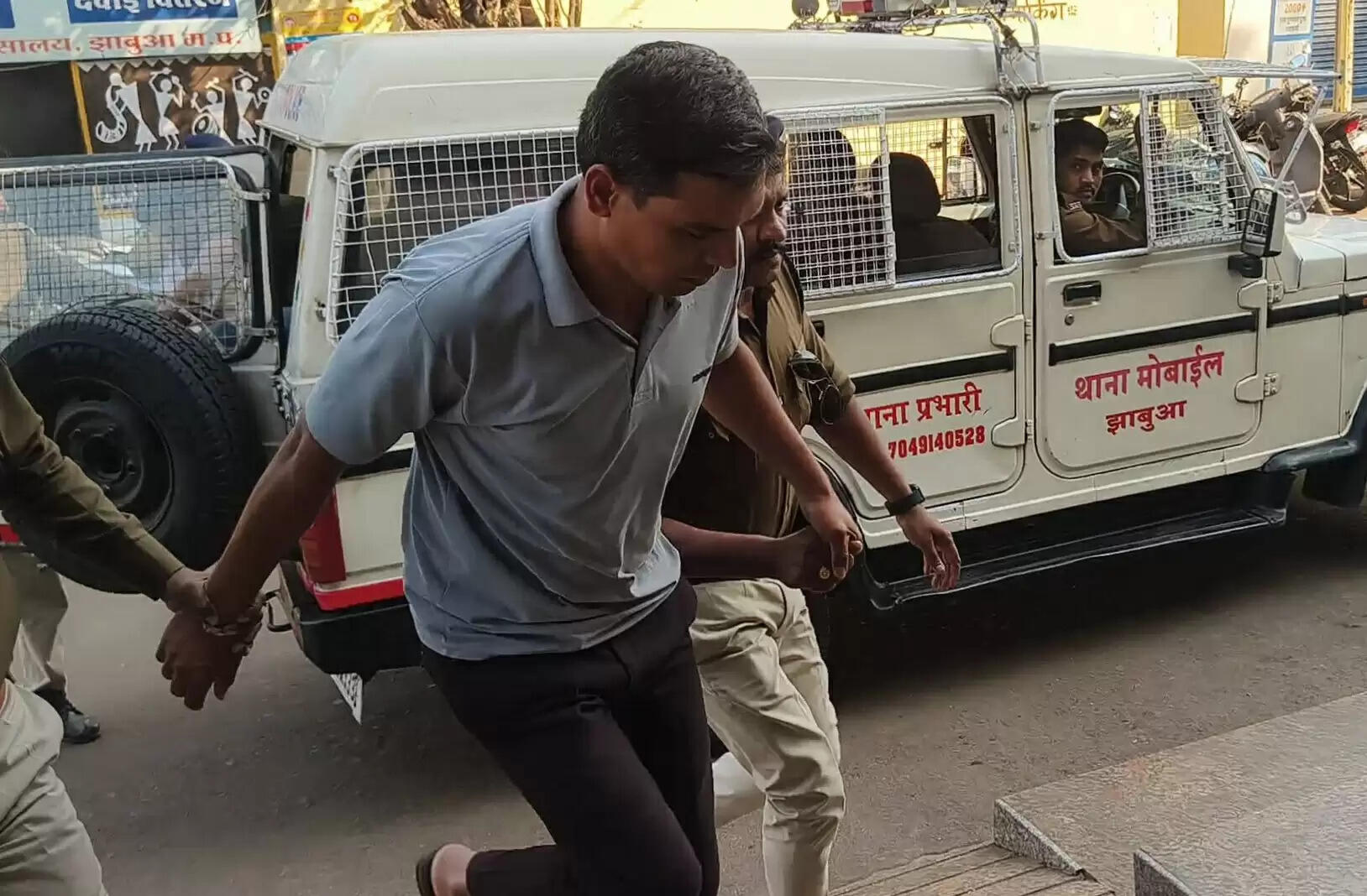 झाबुआ में आठ वर्षीय नाबालिग से अश्लील हरकत, पुलिस आरक्षक जेल भेजा गया