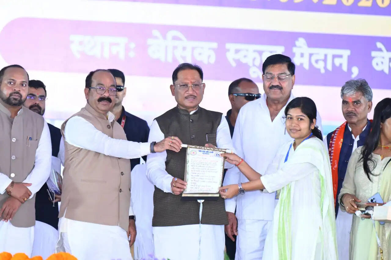 जीवन के प्रत्येक क्षेत्र में आगे बढ़ने का सबसे सशक्त माध्यम है शिक्षा : मुख्यमंत्री साय