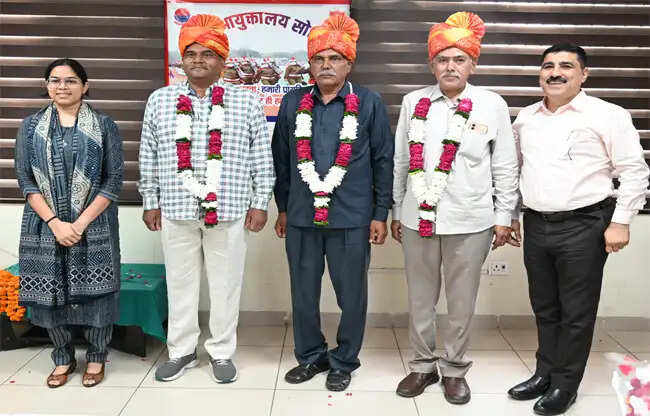 सोनीपत: डीसीपी सोनाक्षी सिंह ने सेवानिवृत्त हुए पुलिसकर्मी को सम्मान संग दी विदाई