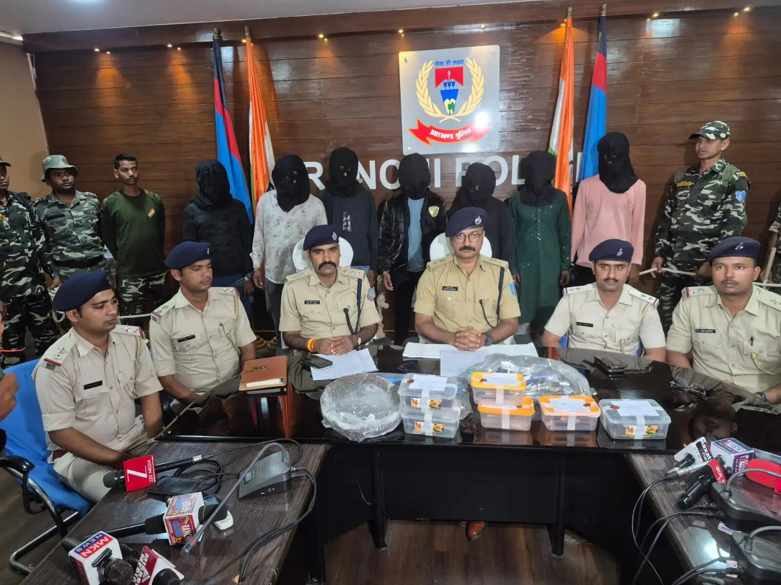 सब स्टेशन में हुई डकैती कांड का खुलासा, सात गिरफ्तार